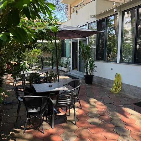 Appartement Garden Premium Mali Robit Golem (Tirana)