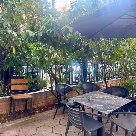 Garden Premium Mali Robit Appartement *
