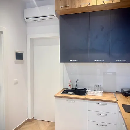 Garden Premium Mali Robit Appartement Golem (Tirana)