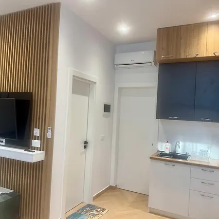Appartement Garden Premium Mali Robit