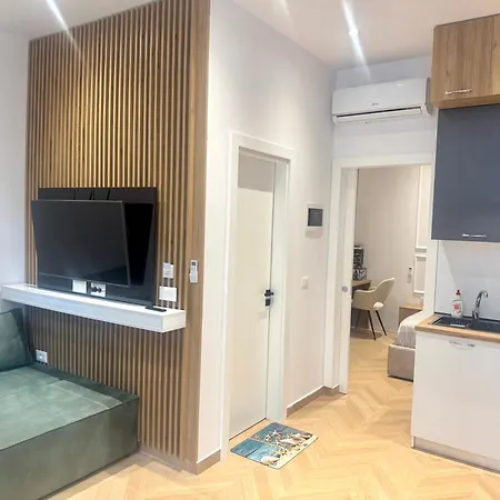Appartement Garden Premium Mali Robit Golem (Tirana)