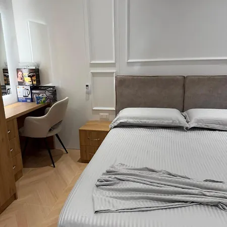 Garden Premium Mali Robit Appartement *