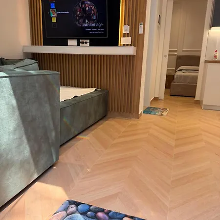Appartement Garden Premium Mali Robit *